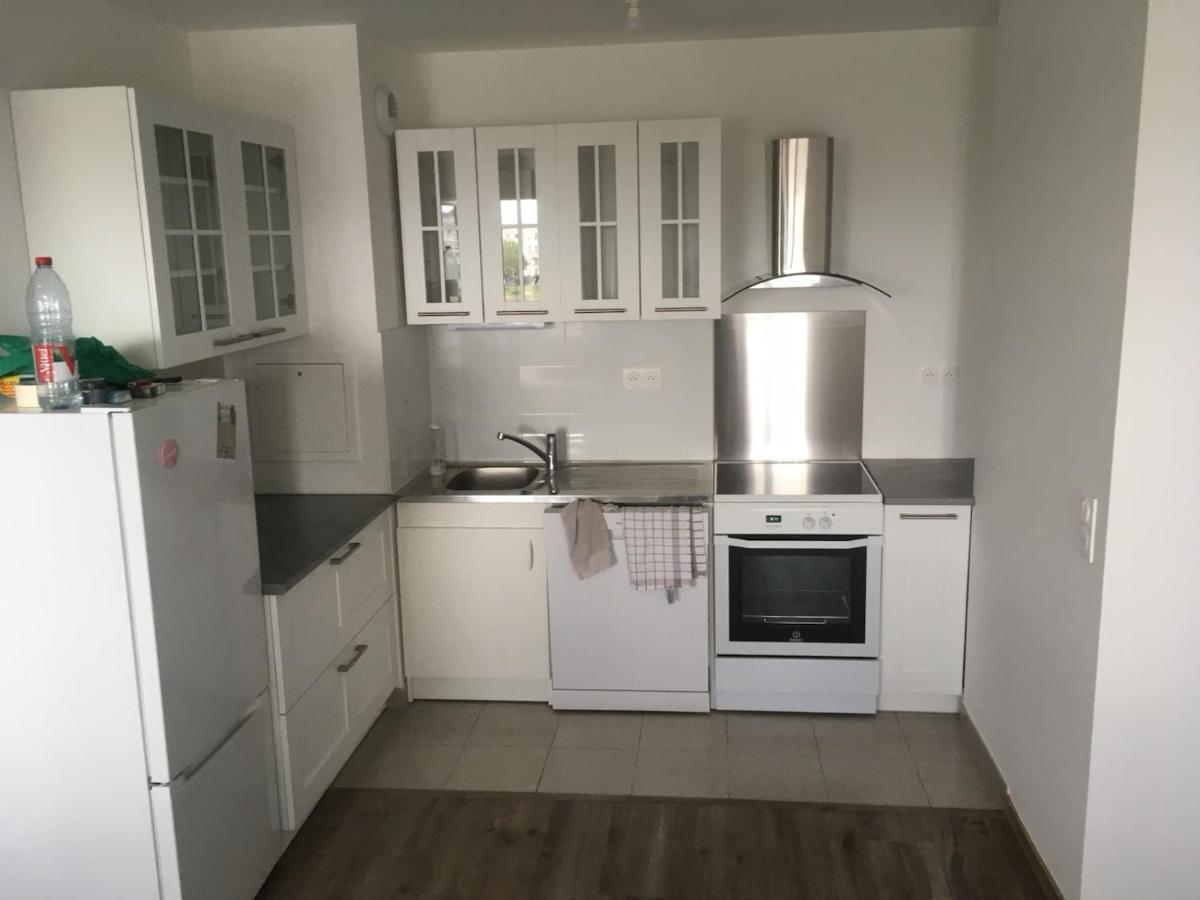 3 Room Flat In Parklane - 1,5Km Disney Serris Extérieur photo