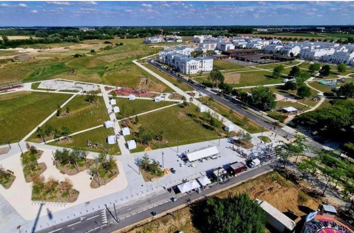 3 Room Flat In Parklane - 1,5Km Disney Serris Extérieur photo